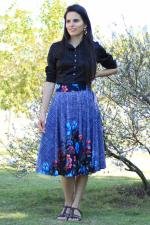 Saia midi god&ecirc; total azul riscada floral