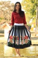 Saia midi god&ecirc; total branco listras pretas