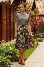 Saia midi evas&ecirc; preta flores