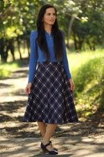 Saia midi evas&ecirc; azul xadrez