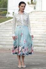 Saia midi god&ecirc; total azul floral