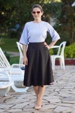 Saia midi godê alfaiataria preta lisa com bolsos
