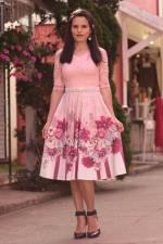 Vestido midi god&ecirc; total rosa claro de renda com flores