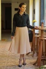 Saia plissada bege cargo