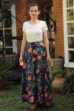 Saia longa evas&ecirc; azul marinho floral