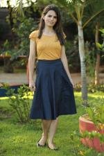 Saia midi de nesgas sarja jeans