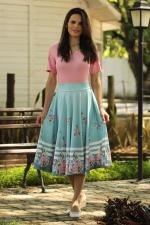 Saia midi god&ecirc; total azul flores e listras