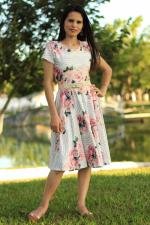 Vestido midi god&ecirc; total branco listras e rosas