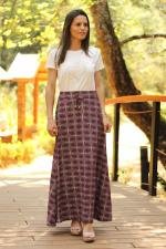 Saia longa evas&ecirc; vinho geom&eacute;trica