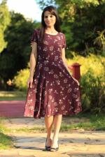 Vestido midi god&ecirc; vinho flores