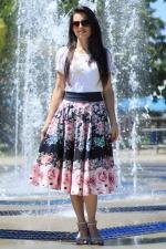 Saia midi godê total preta rosas