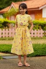 Vestido infantil midi amarelo floral