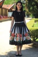 Vestido midi god&ecirc; total preto e branco listras pretas